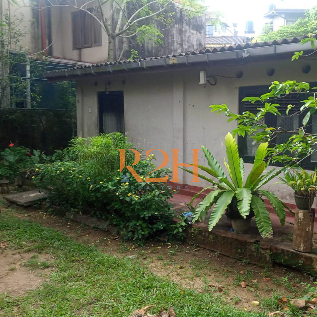 Land for sale in Ethulkotte