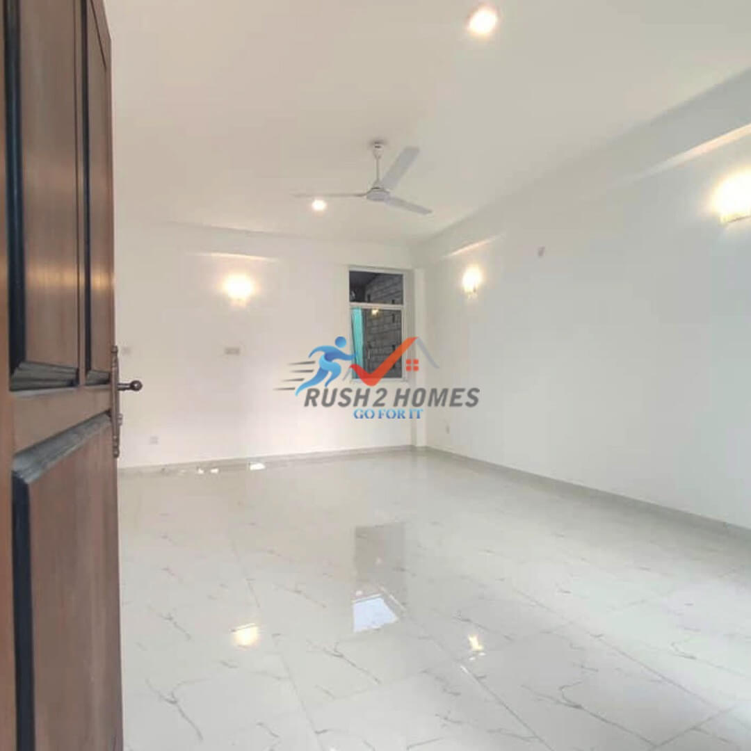 3-Storey Residential Building for Sale in Koswatta, Thalangama