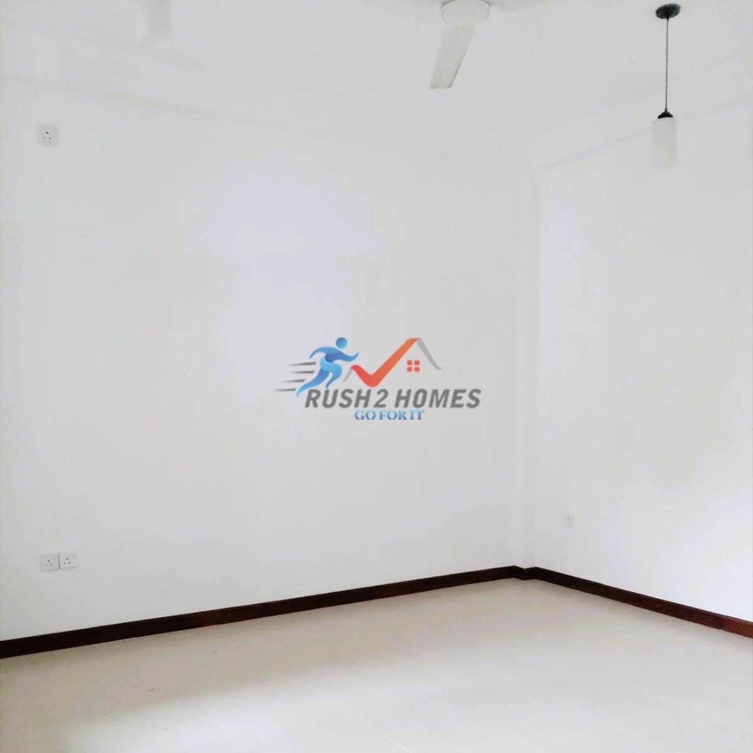 House for Sale at Pallidora Road, Dehiwala